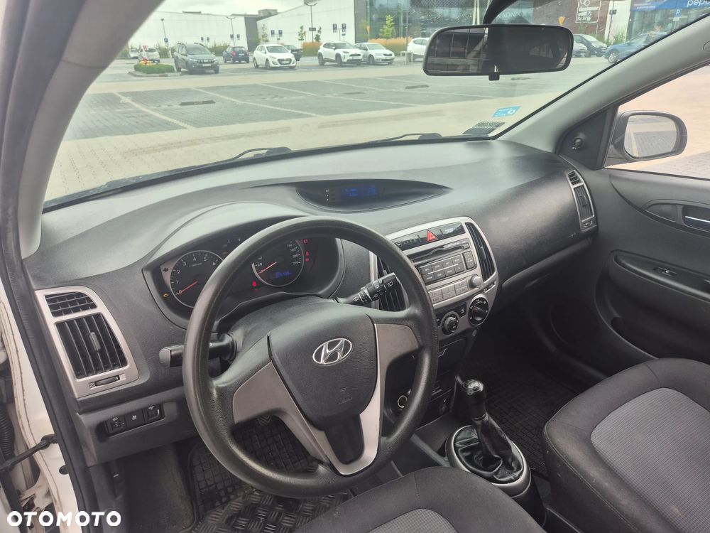 Hyundai i20 1.25 Classic + - 21