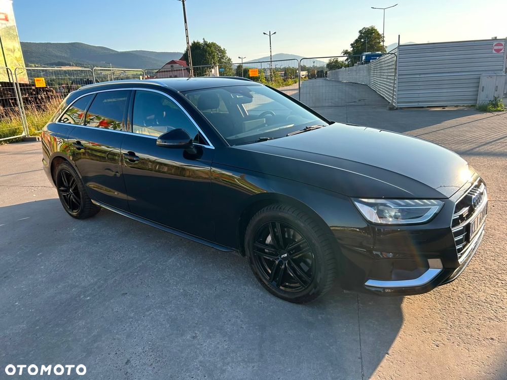 Audi A4 Avant 40 TDI quattro S tronic advanced - 5