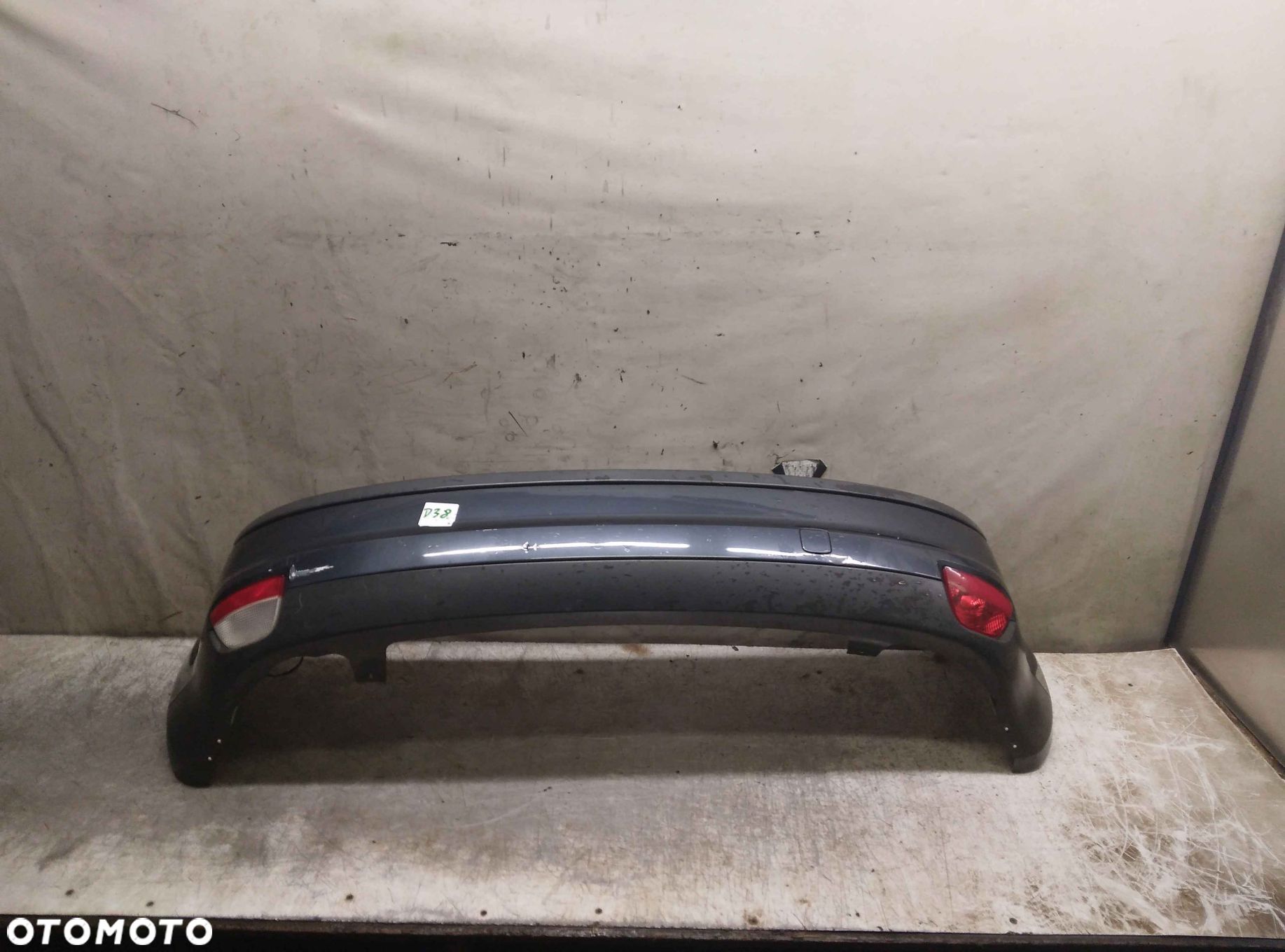 ^ ZDERZAK TYŁ TYLNY FORD FOCUS MK.2 2 II H4 SZARY GRAFITOWY - 1