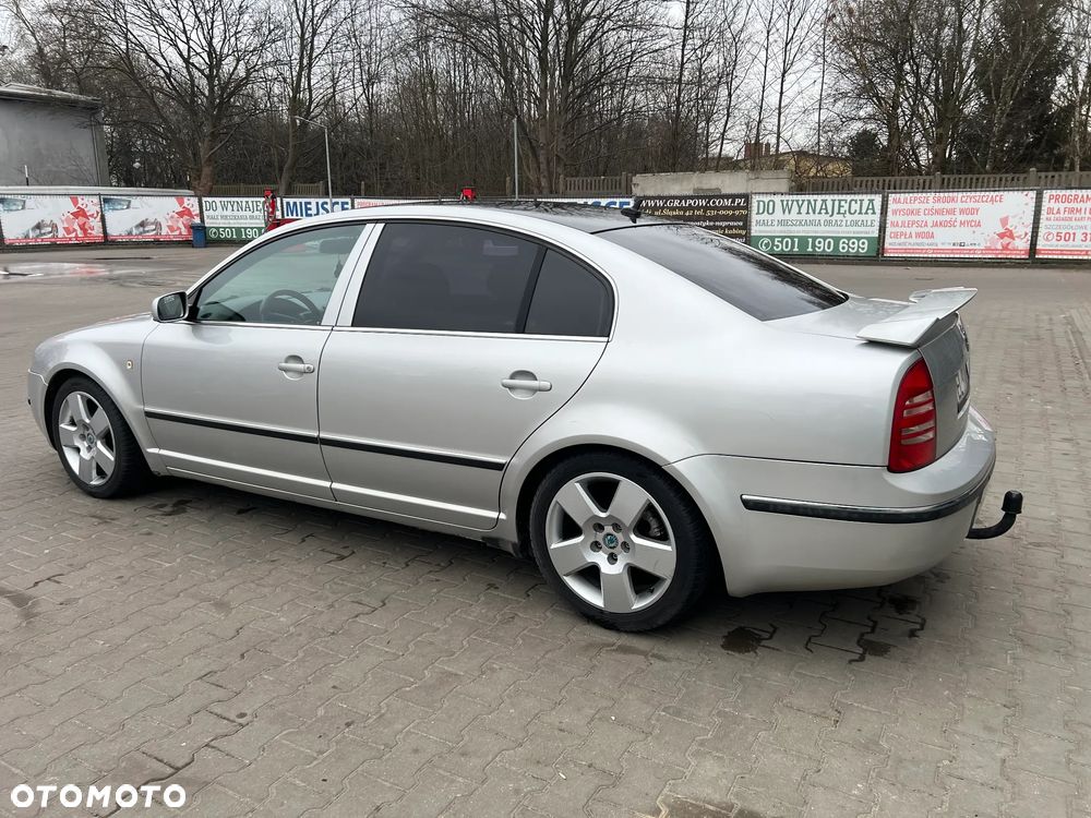 Skoda Superb 2.8 V6 Elegance - 7