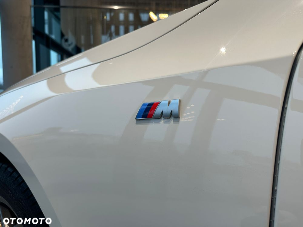 BMW Seria 5 520d mHEV M Sport - 12