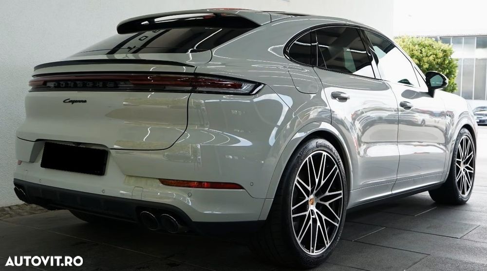 Porsche Cayenne E-Hybrid Tiptronic S Black Edition - 15