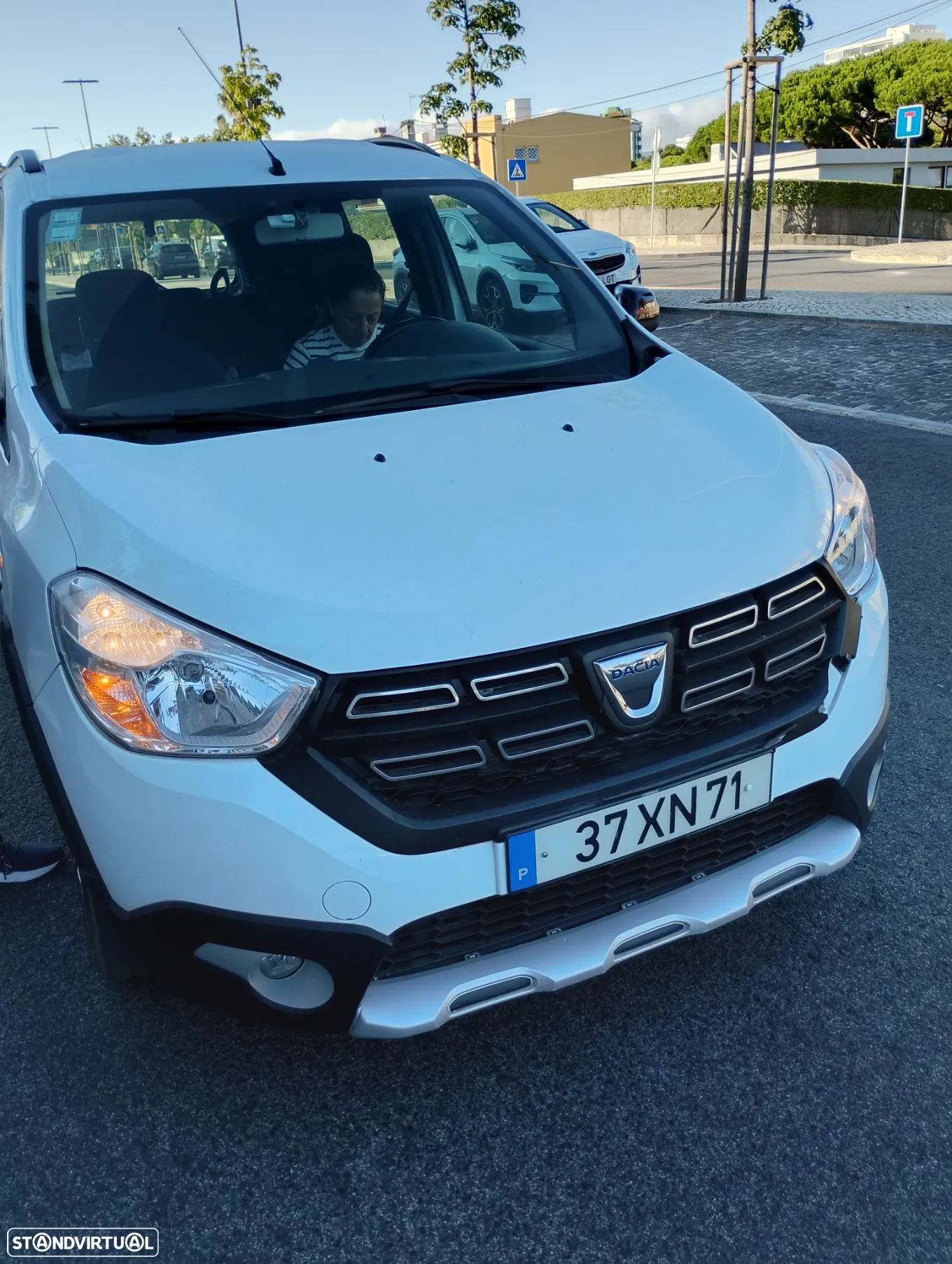 Dacia Lodgy 1.5 Blue dCi Stepway 7L - 4