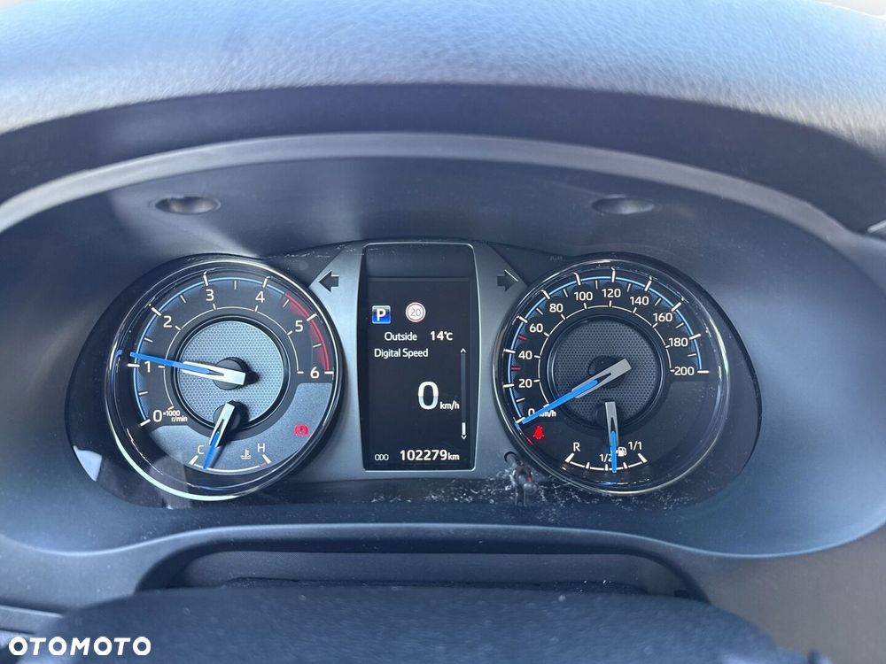 Toyota Hilux 2.8 D-4D Double Cab Invincible 4x4 - 18