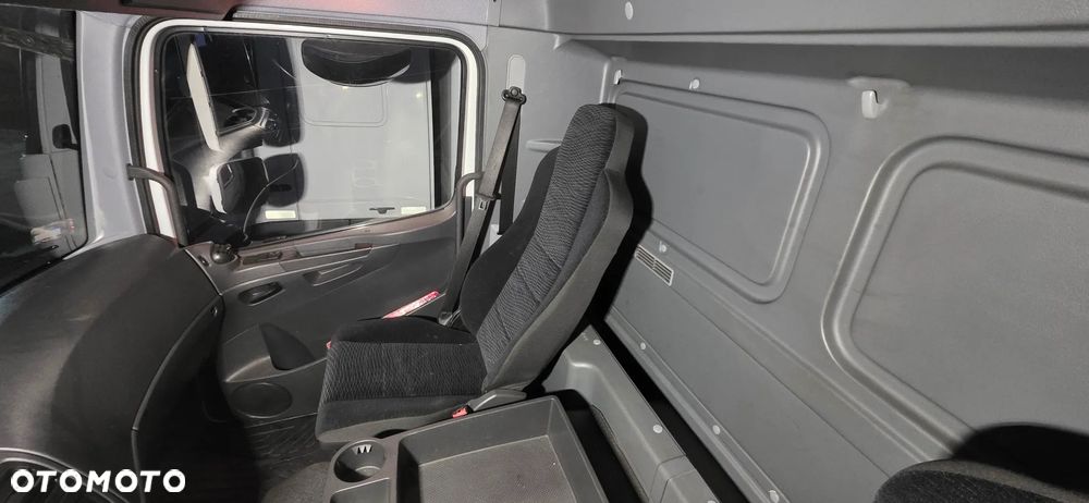 Mercedes-Benz Atego 1524, ładowność 7.600 kg, 18 palet - 14