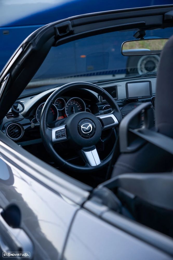 Mazda MX-5 MZR 1.8 Exclusive - 8