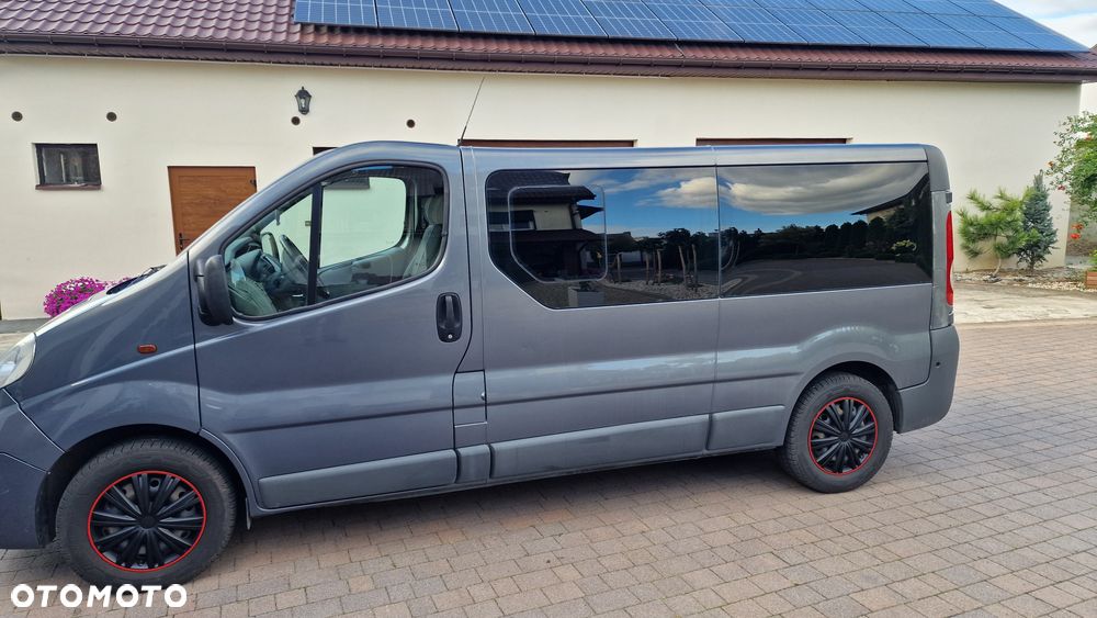 Opel Vivaro - 10