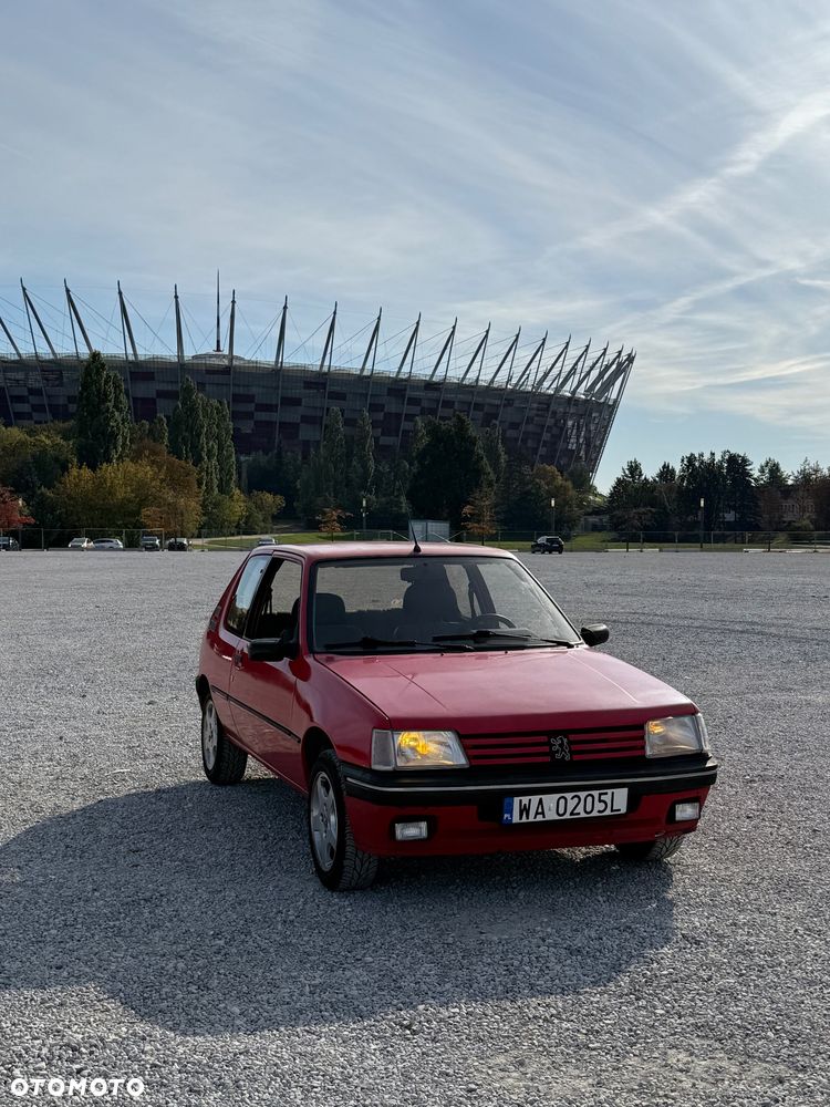 Peugeot 205 1.4 XR - 2