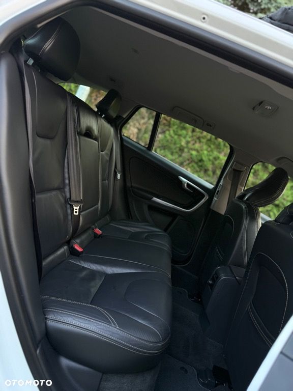 Volvo V60 T4 Geartronic Powershift RDesign - 30