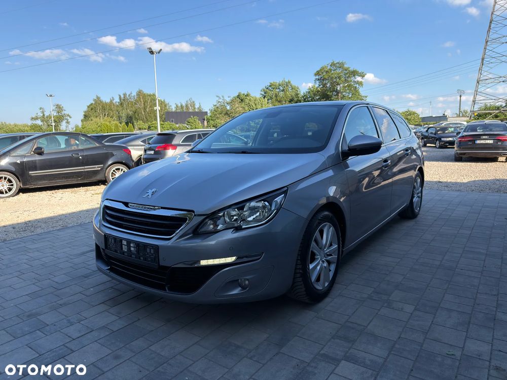 Peugeot 308 1.6 BlueHDi Allure S&S - 20