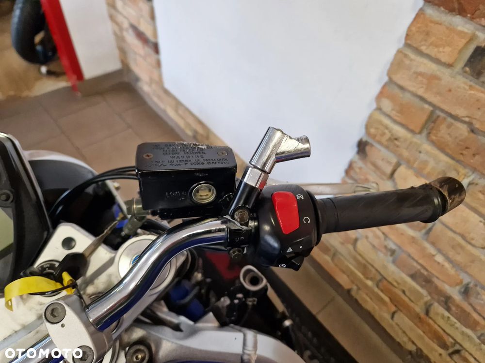 Suzuki SV - 13