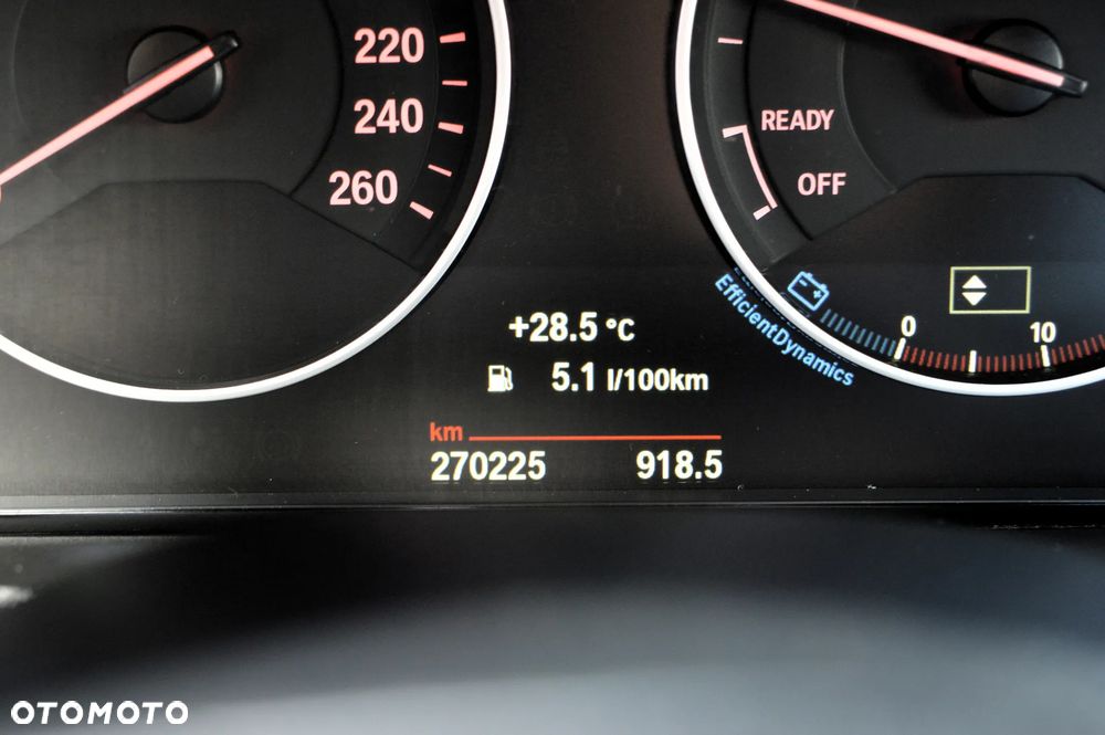BMW Seria 3 318d Sport Line - 39