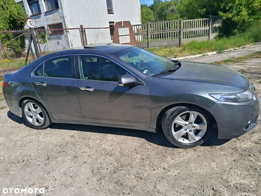Honda Accord - 2