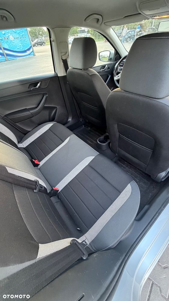 Skoda RAPID Spb 1.6 TDI DPF Ambition - 11