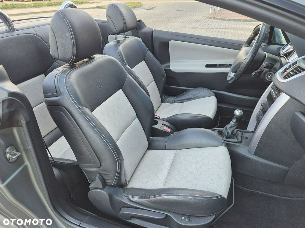 Peugeot 207 CC 120 VTi Roland Garros - 22