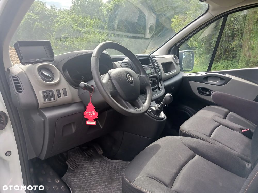 Renault Trafic III 2017r 198 tyś KLIMA Izoterma chłodnia Mroźnia Sklep Food Truck Agregat zasilanie 230V Trafik - 3