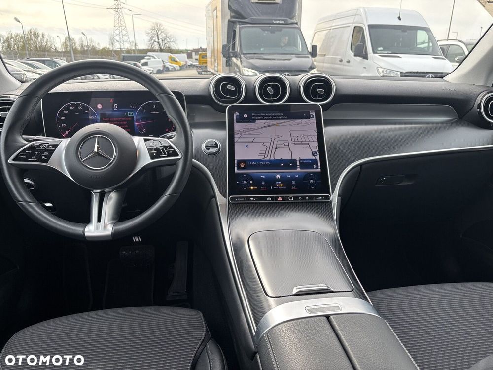 Mercedes-Benz GLC - 16