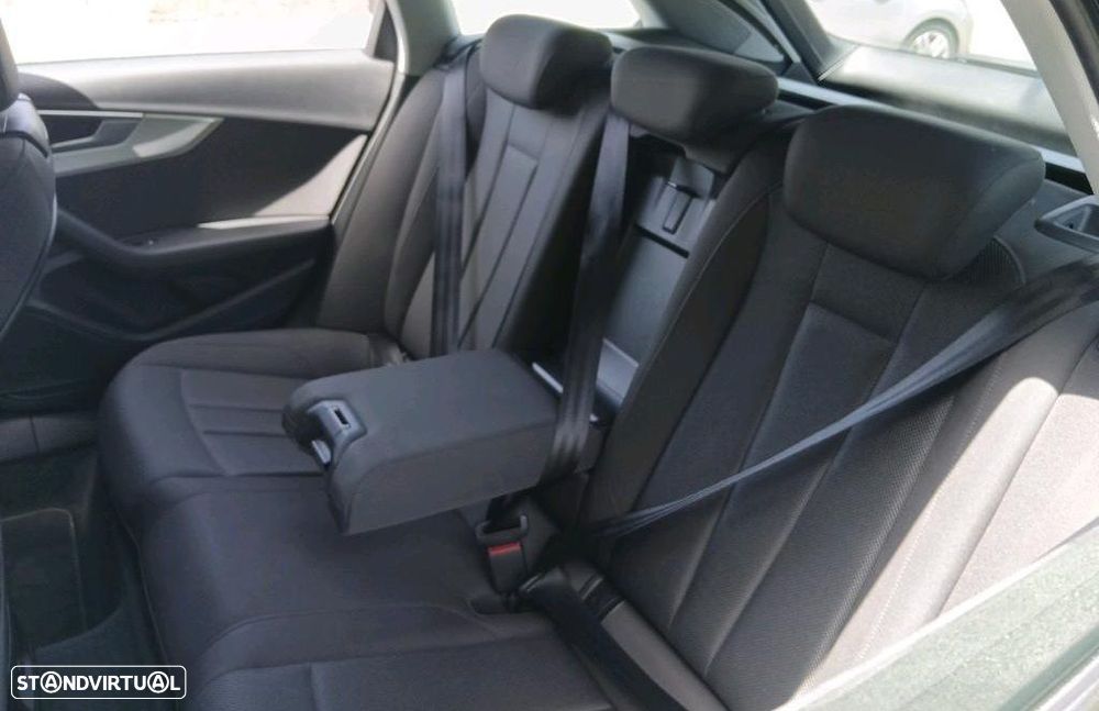 Audi A4 Avant 30 TDI S tronic - 6