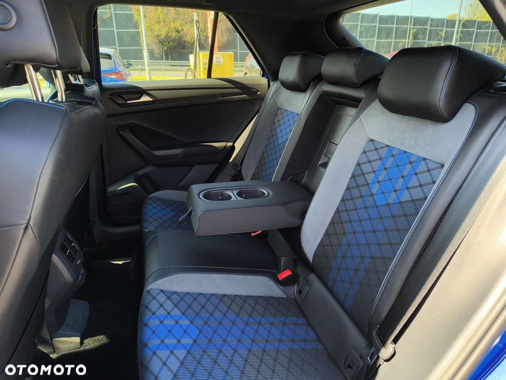 Volkswagen T-Roc - 12