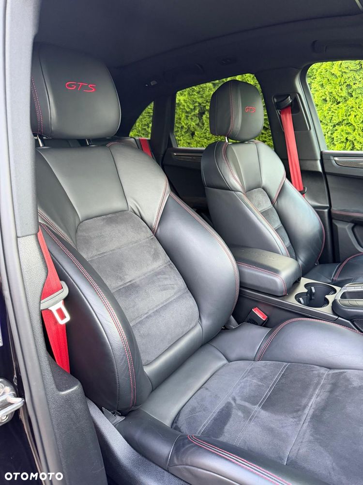 Porsche Macan - 14