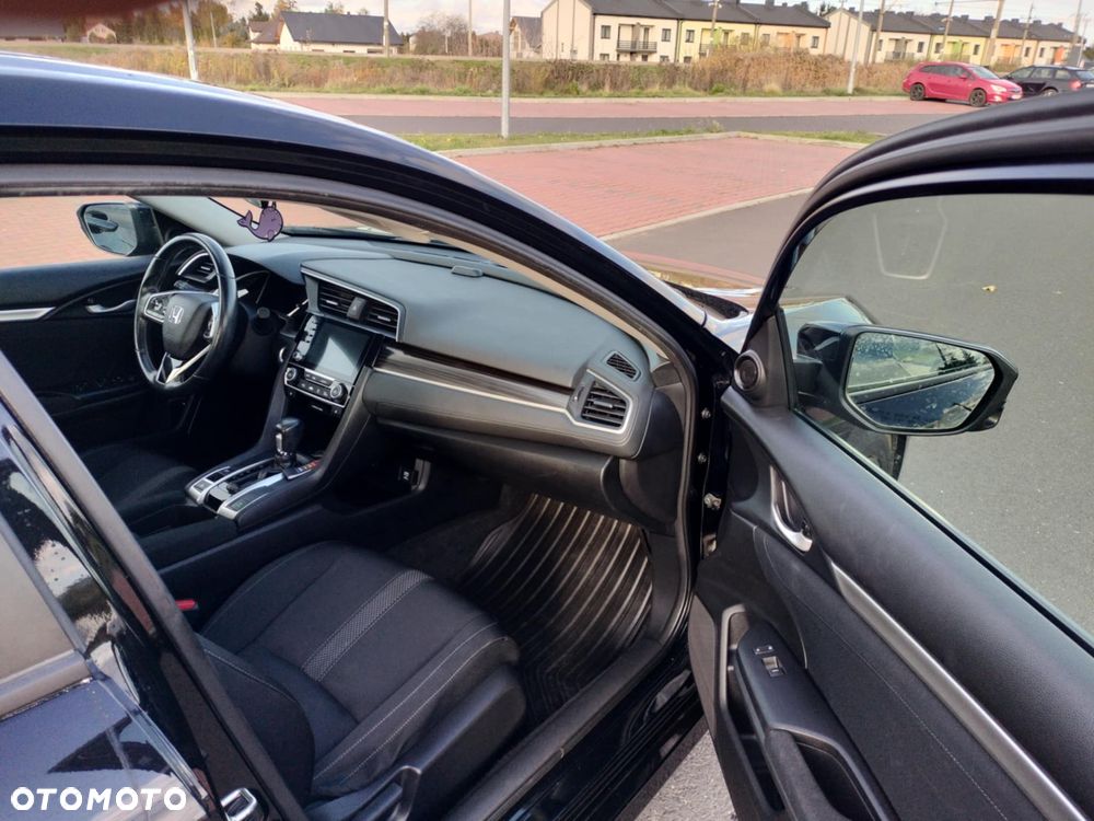 Honda Civic 1.5 i-VTEC Turbo CVT Comfort - 9