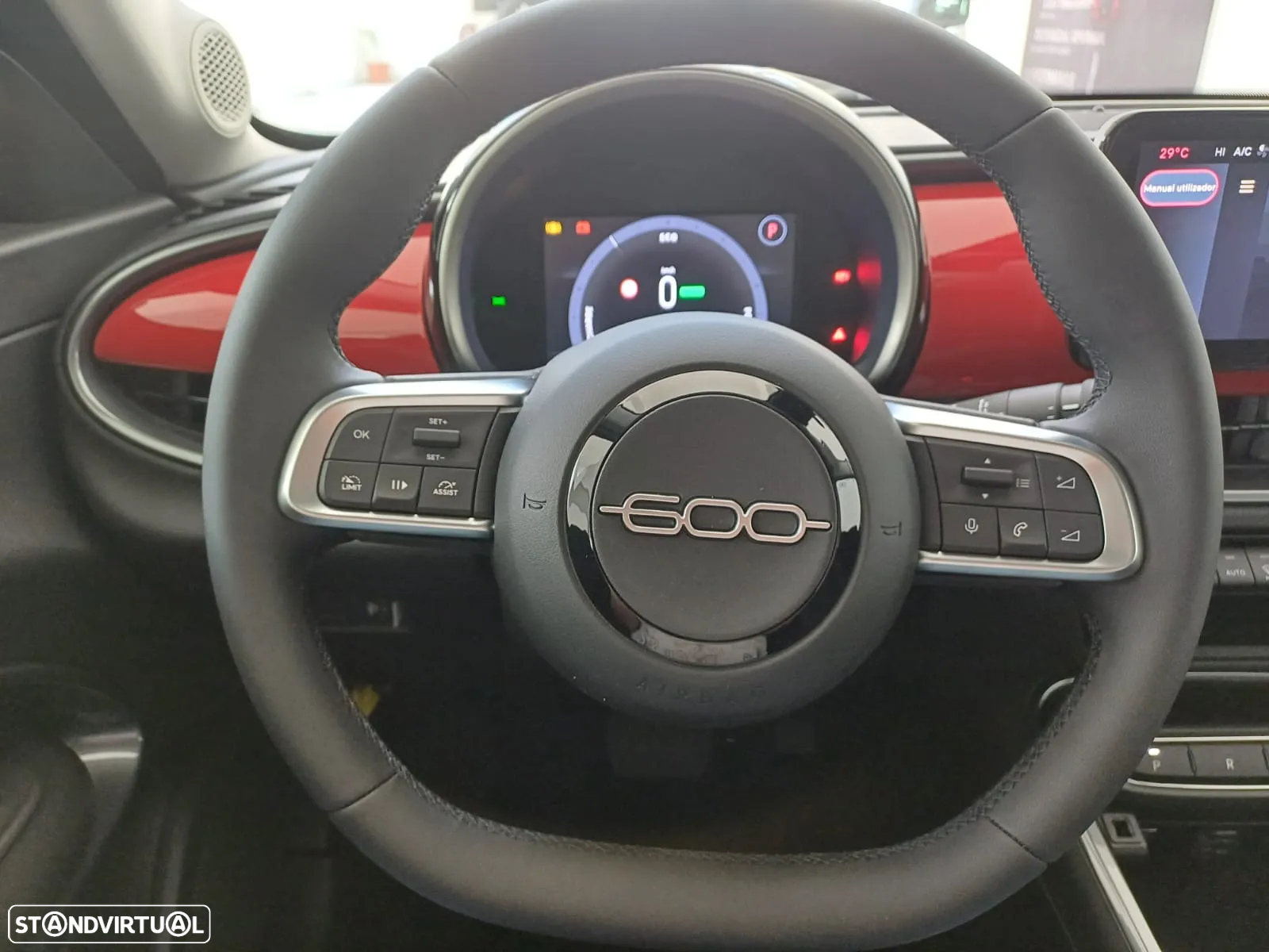 Fiat 600e 54 kWh (RED) - 8