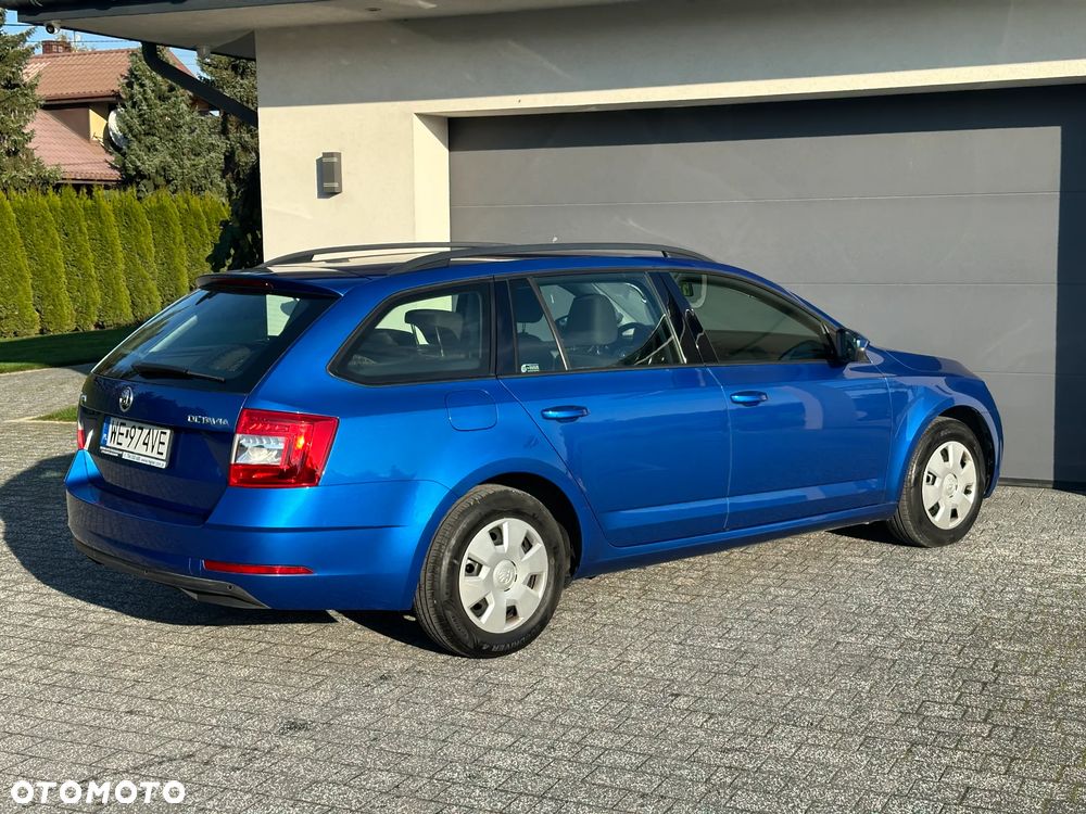 Skoda Octavia 1.6 TDI Active - 9