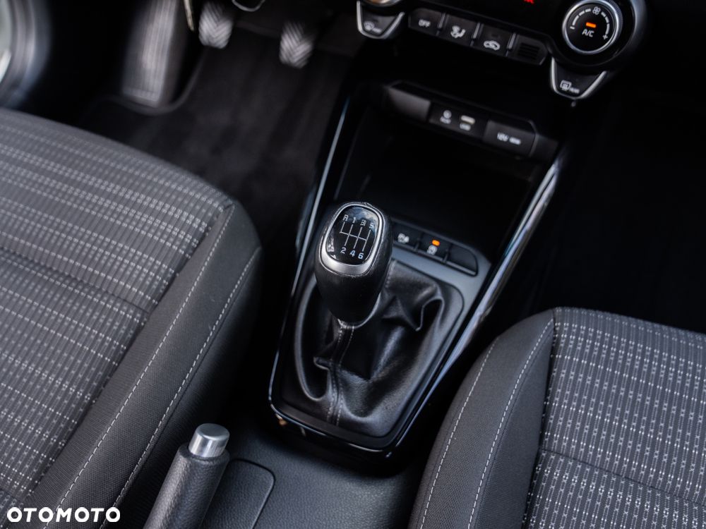 Kia Stonic 1.4 L - 31