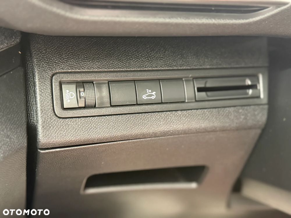 Peugeot 3008 1.2 PureTech Allure S&S - 39