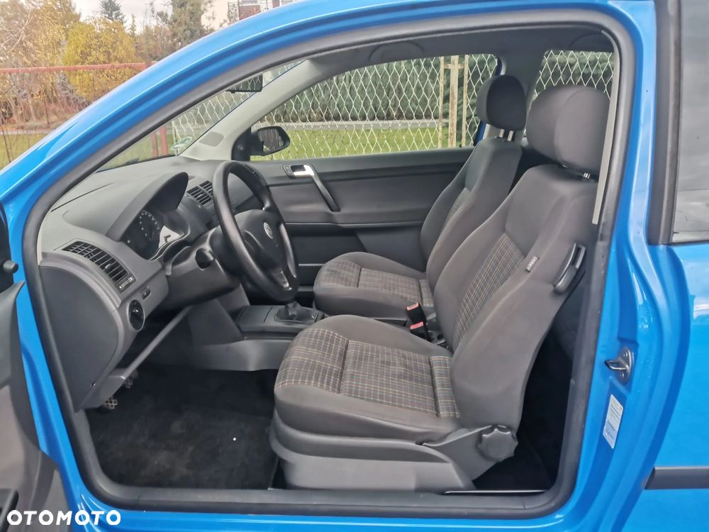 Volkswagen Polo - 10