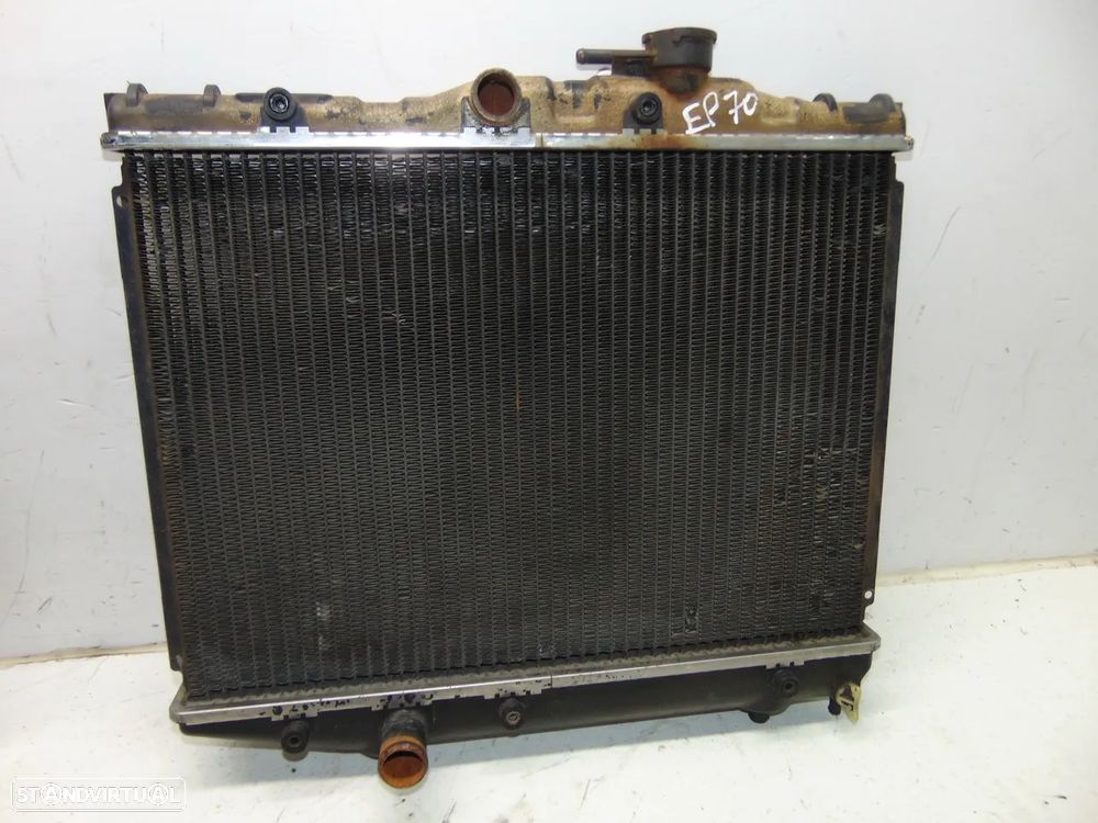 Toyota Starlet EP70 vários - 4