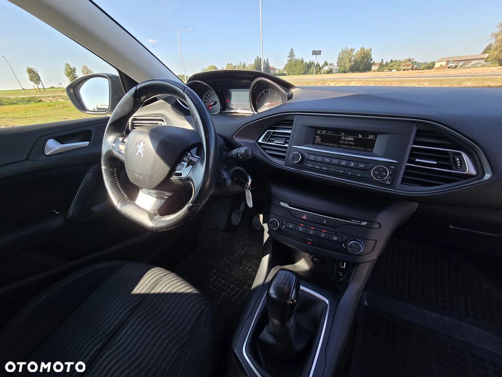 Peugeot 308 1.6 BlueHDi Access S&S - 32