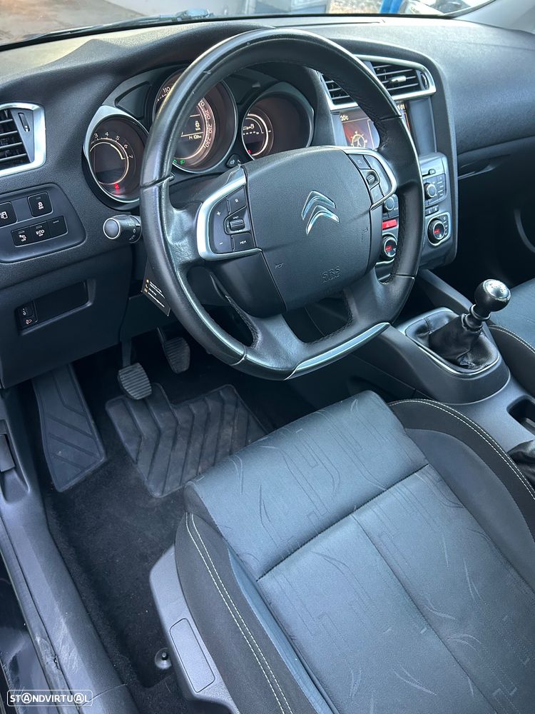 Citroën C4 e-HDi 110 Exclusive - 5