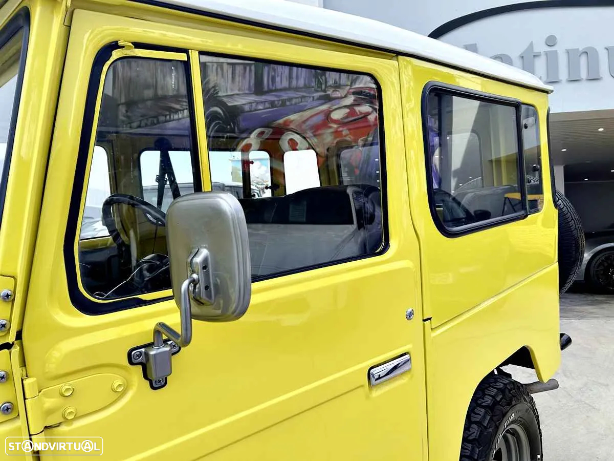 Toyota Land Cruiser - 48