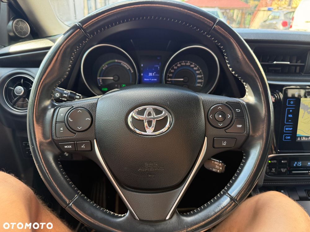 Toyota Auris Hybrid 135 Prestige - 30