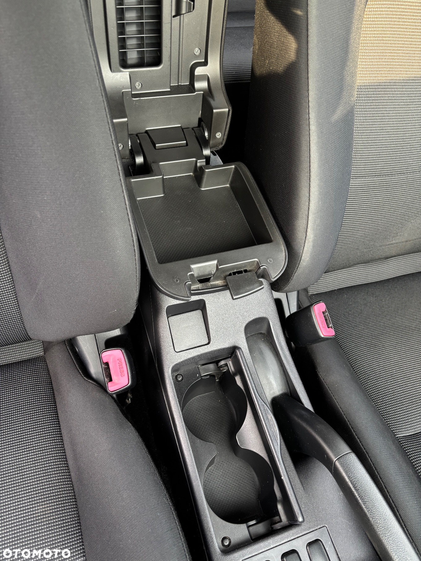 Mitsubishi Lancer 1.8 Invite - 23