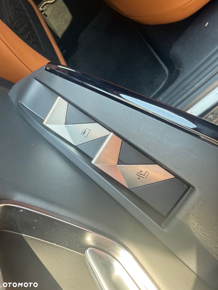 DS Automobiles DS 7 Crossback 1.6 E-Tense So Chic - 26