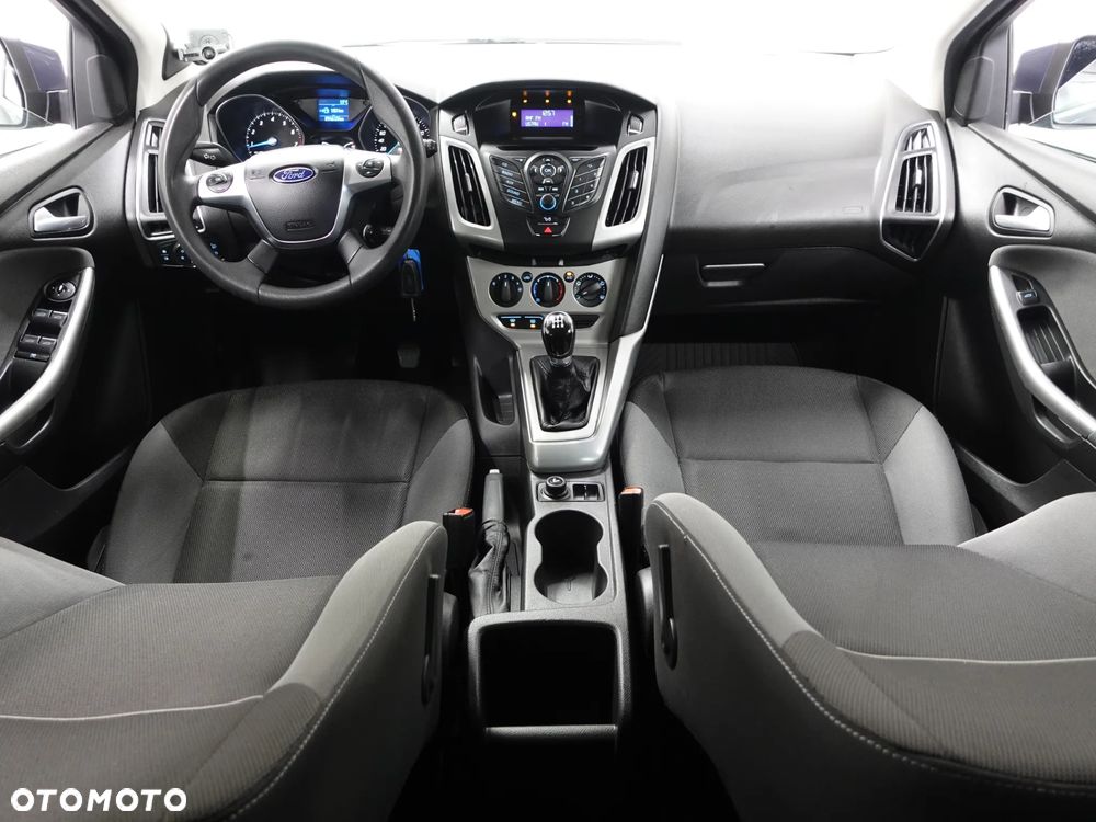 Ford Focus - 27