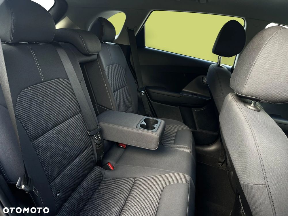 Kia Niro 1.6 GDI Hybrid M - 28