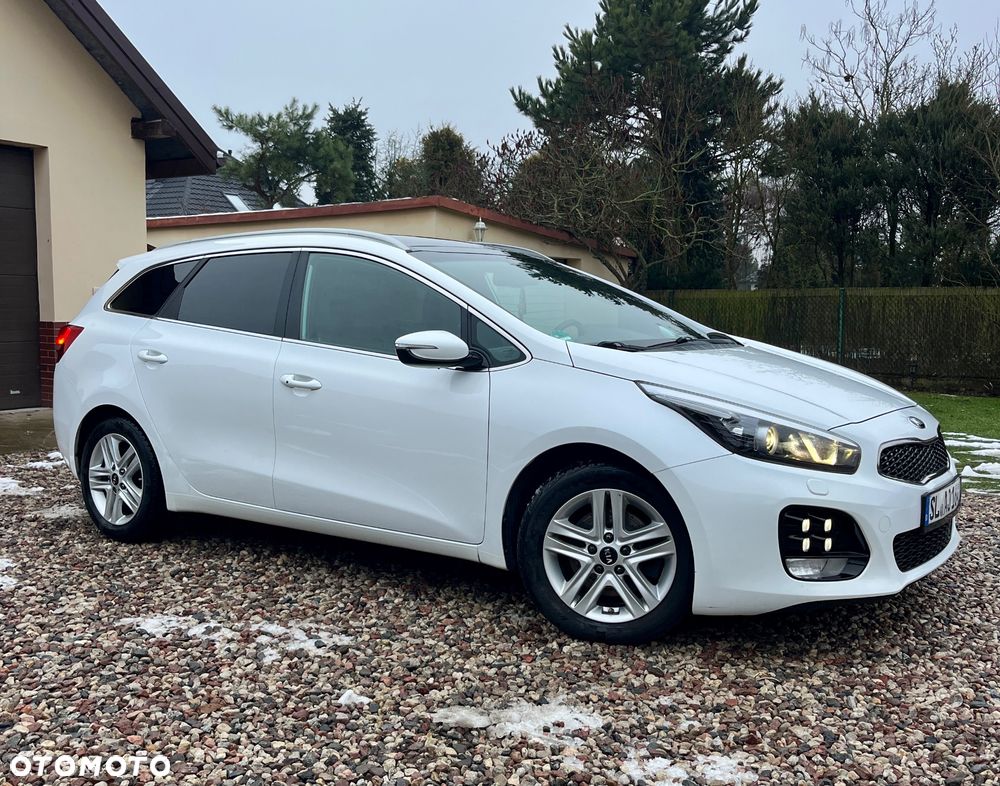 Kia Ceed 1.6 CRDi DCT GT Line - 5