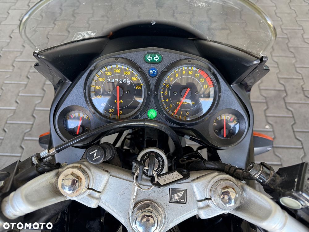 Honda CBR - 8