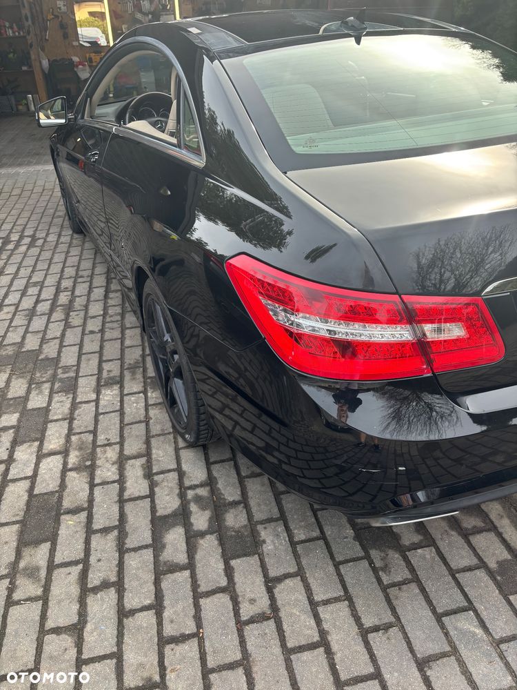 Mercedes-Benz Klasa E - 4