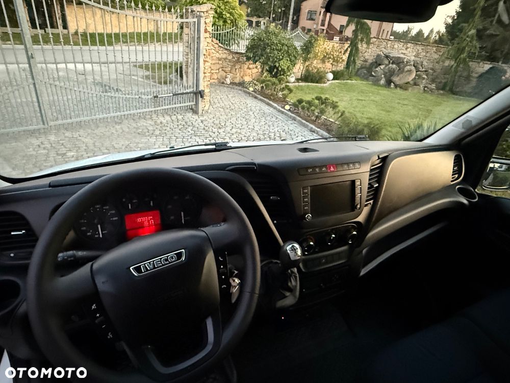 Iveco 70C18 70C17 35C15 50C15 - 23
