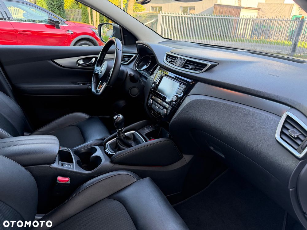 Nissan Qashqai 1.3 DIG-T Tekna - 15
