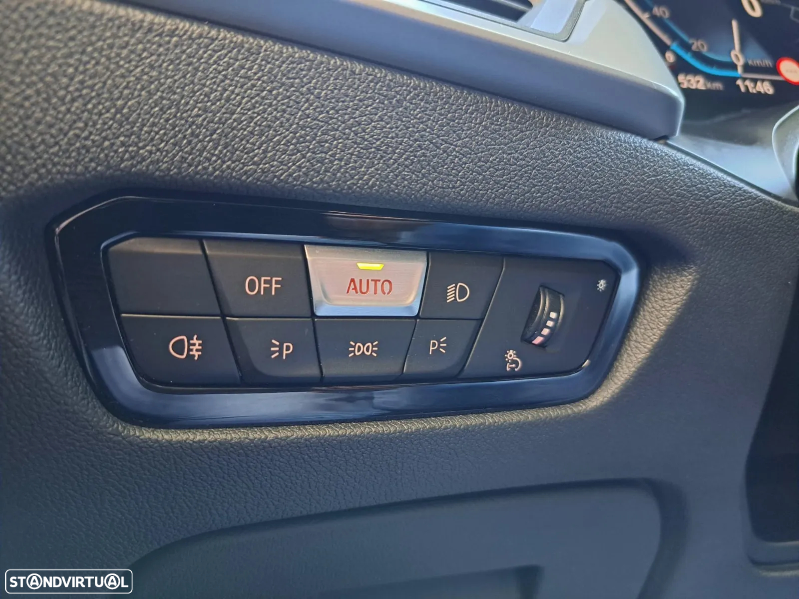 BMW 330 e Line Luxury Auto - 21