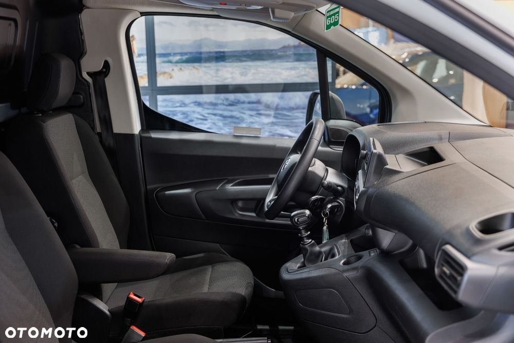 Toyota Proace City - 17