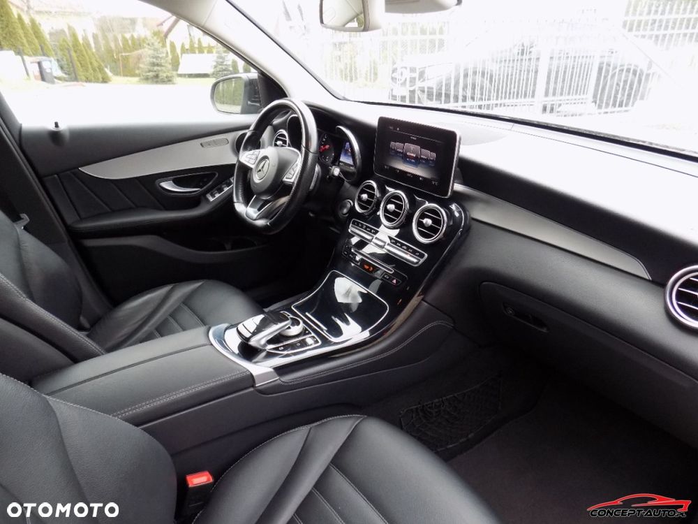 Mercedes-Benz GLC - 23