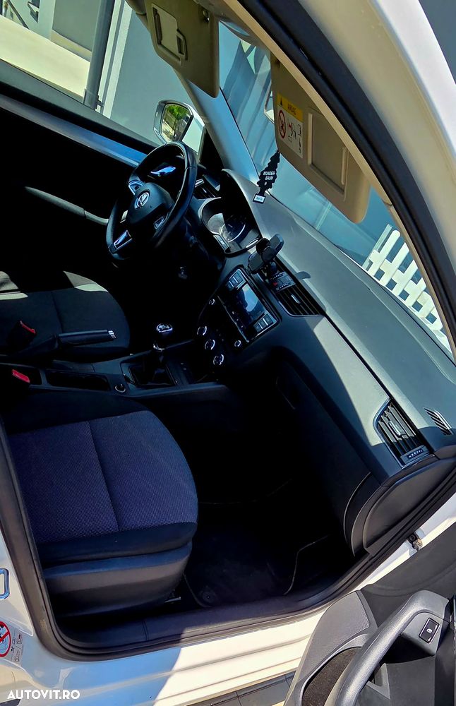 Skoda Octavia - 14