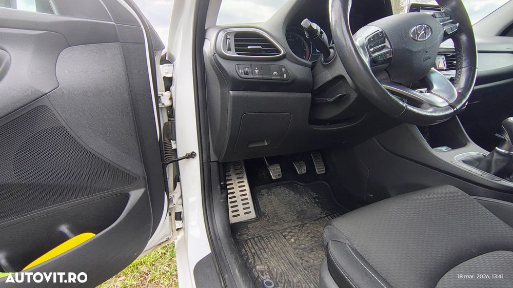 Hyundai i30 1.4 T-GDi 140CP 5DR Exclusive - 9