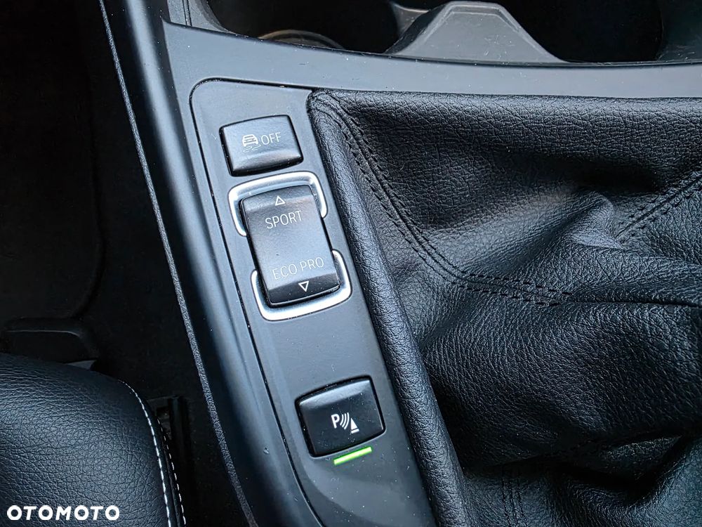 BMW Seria 1 116i Urban Line - 19